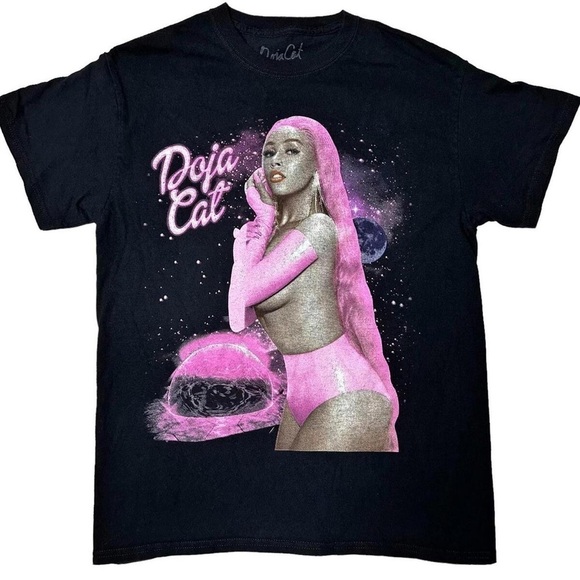 Tops - Doja Cat Graphic Tee in Black and Pink